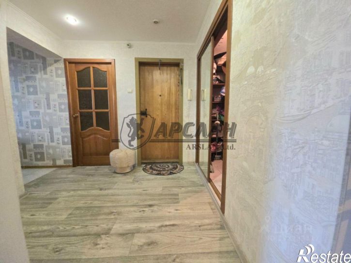 3-комн квартира ул Комиссара Габишева, 1,  д. 1