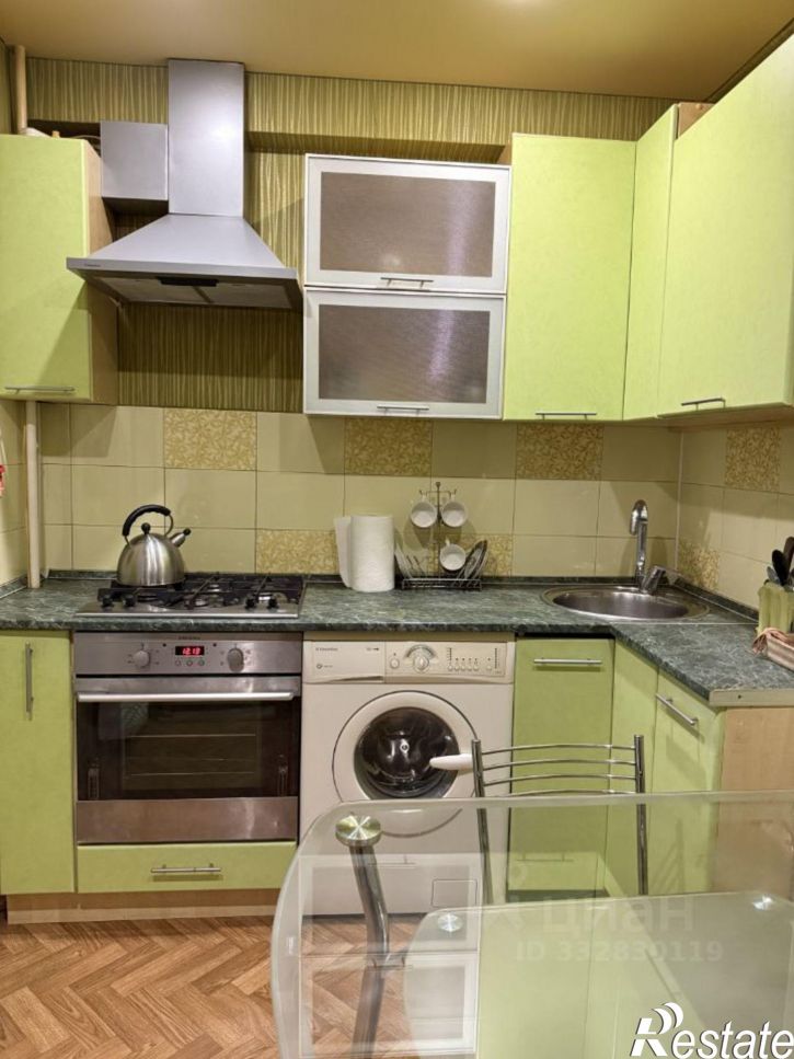 3-комн квартира ул Рихарда Зорге, 32,  д. 32