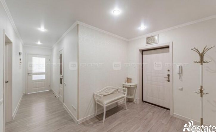 3-комн квартира ул Чингиза Айтматова, 8,  д. 8
