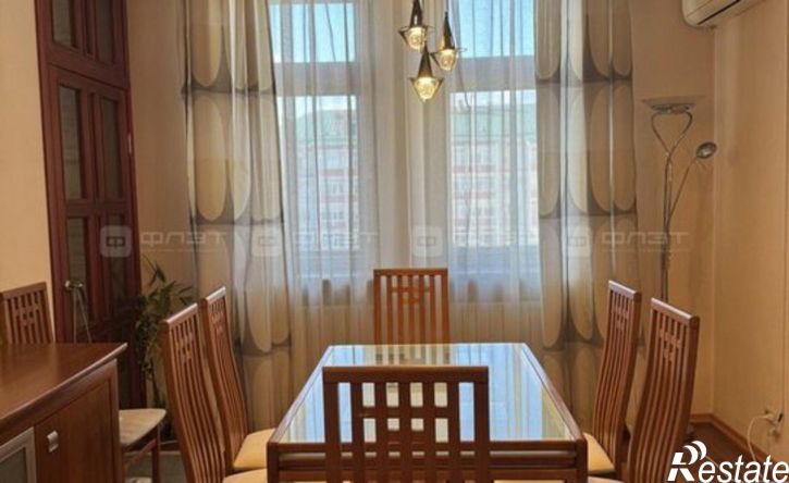 4-комн квартира ул Чистопольская, 6,  д. 6