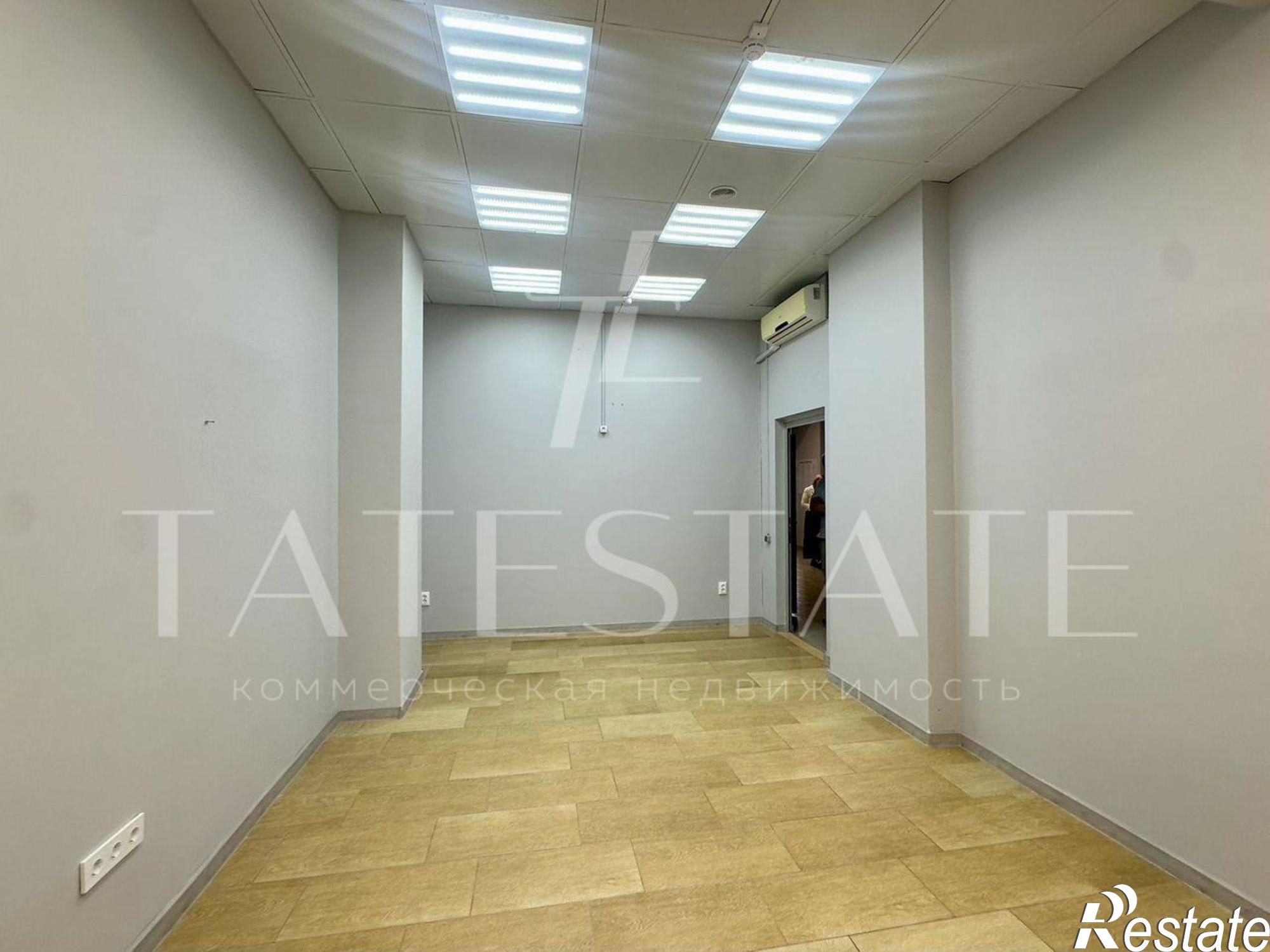 Сдать офис, помещение под офис за 234 000 рублей на проспект Победы, 139, к.1