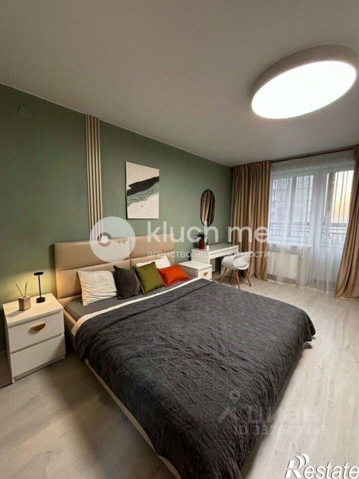 2-комн квартира ул Рауиса Гареева, 102 1,  д. 102 1,  к. 1