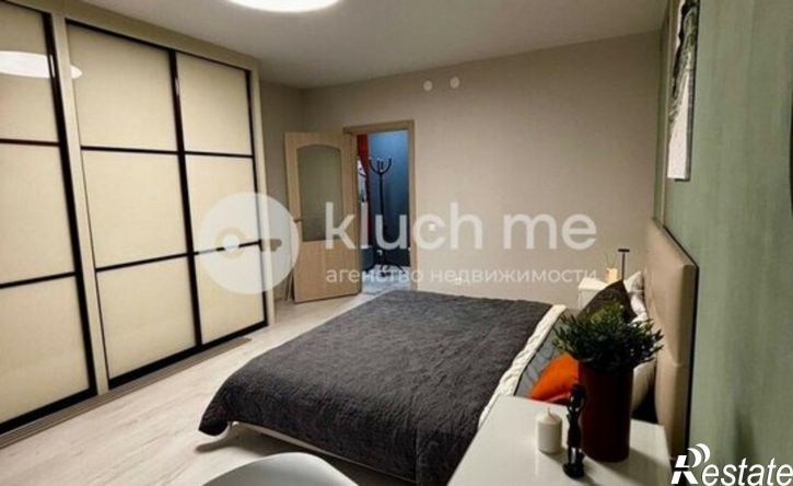 2-комн квартира ул Рауиса Гареева, 102 1,  д. 102 1,  к. 1