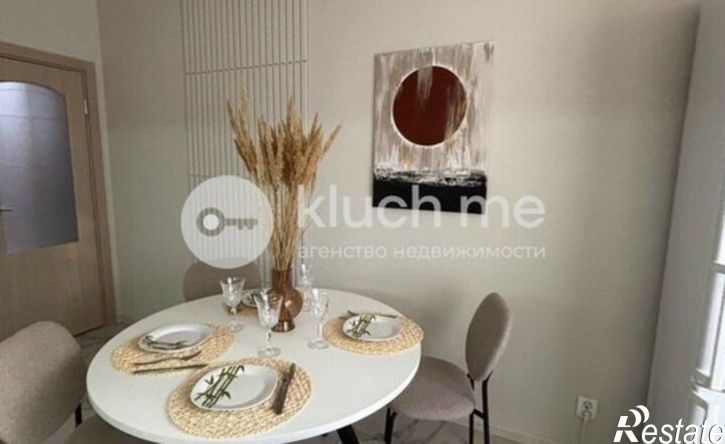 2-комн квартира ул Рауиса Гареева, 102 1,  д. 102 1,  к. 1
