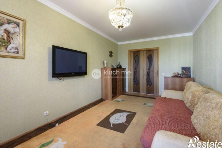 3-комн квартира ул Адоратского, 27,  д. 27