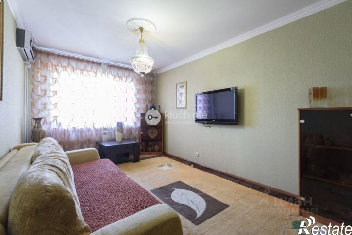 3-комн квартира ул Адоратского, 27,  д. 27