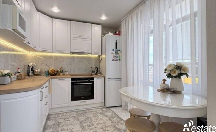 2-комн квартира ул Александра Курынова, 11 2,  д. 11 2,  к. 2