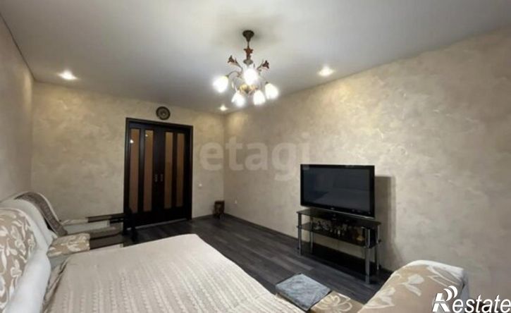 3-комн квартира ул Габдуллы Кариева, 5,  д. 5