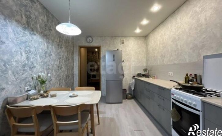 3-комн квартира ул Габдуллы Кариева, 5,  д. 5