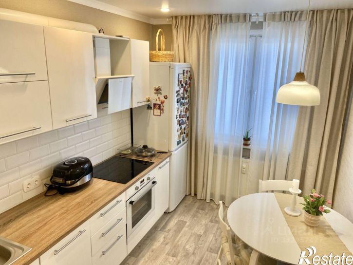 2-комн квартира ул Александра Курынова, 6 2,  д. 6 2,  к. 2