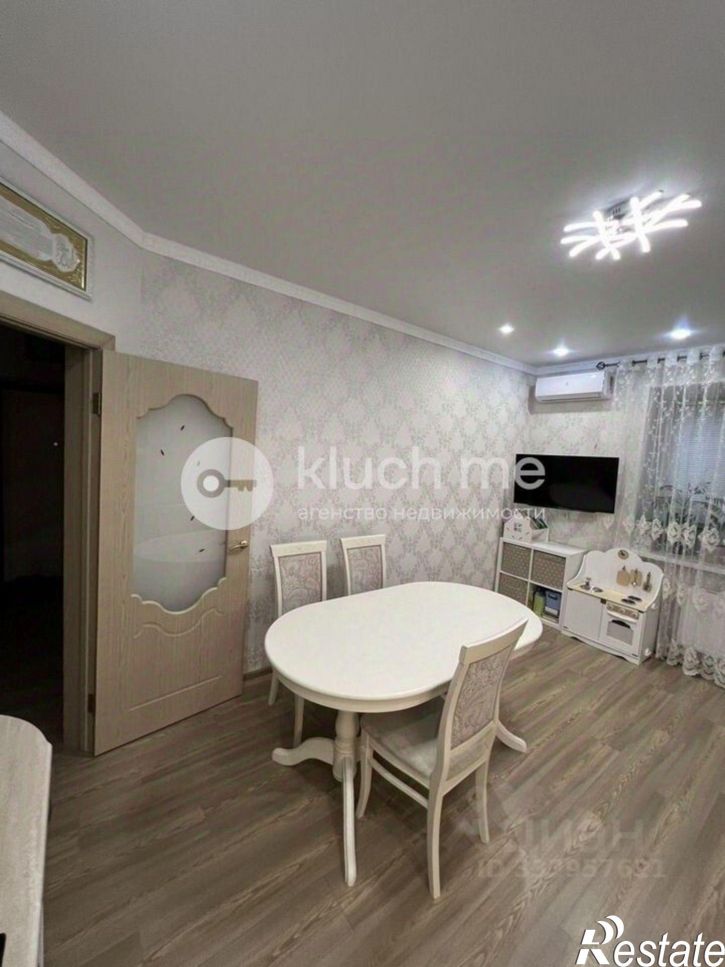 2-комн квартира ул Рауиса Гареева, 100,  д. 100