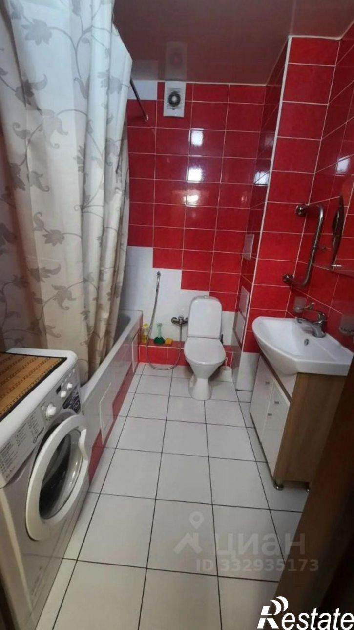 1-комн квартира ул Салиха Батыева, 17,  д. 17