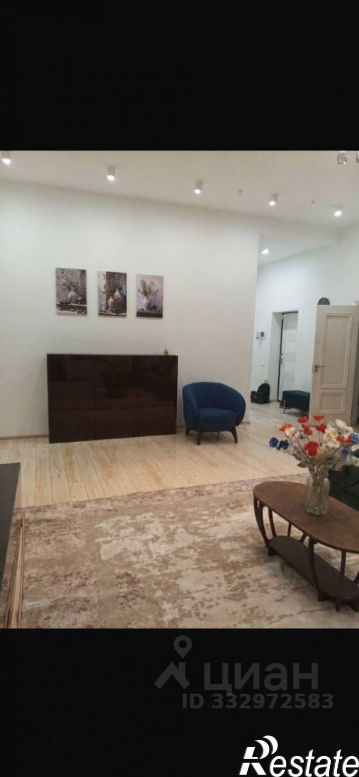 3-комн квартира ул Касаткина, 11а,  д. 11а