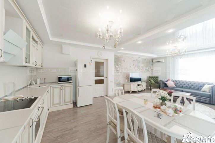 3-комн квартира ул Чингиза Айтматова, 8,  д. 8