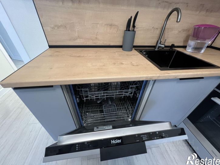 1-комн квартира ул Александра Курынова, 5 2,  д. 5 2,  к. 2