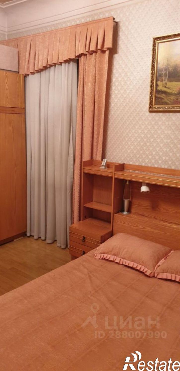 3-комн квартира ул Лесгафта, 20,  д. 20