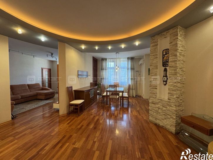 4-комн квартира ул. Чистопольская, дом 6