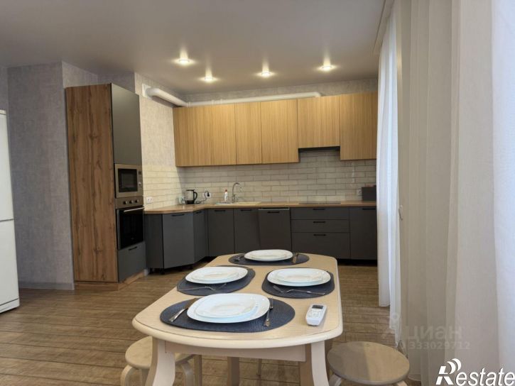 2-комн квартира пр-кт Альберта Камалеева, 30,  д. 30