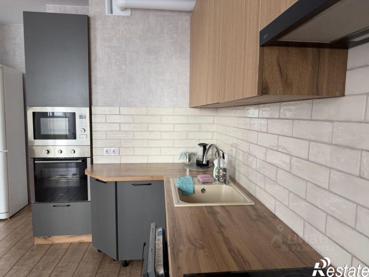 2-комн квартира пр-кт Альберта Камалеева, 30,  д. 30