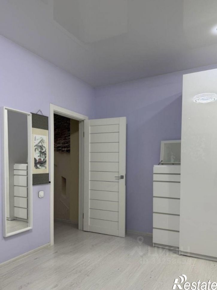 2-комн квартира ул Адоратского, 4,  д. 4