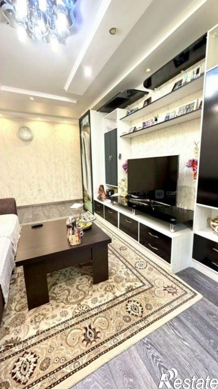3-комн квартира ул Блюхера, 83,  д. 83
