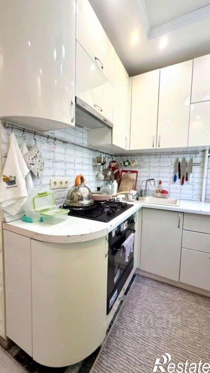 3-комн квартира ул Блюхера, 83,  д. 83