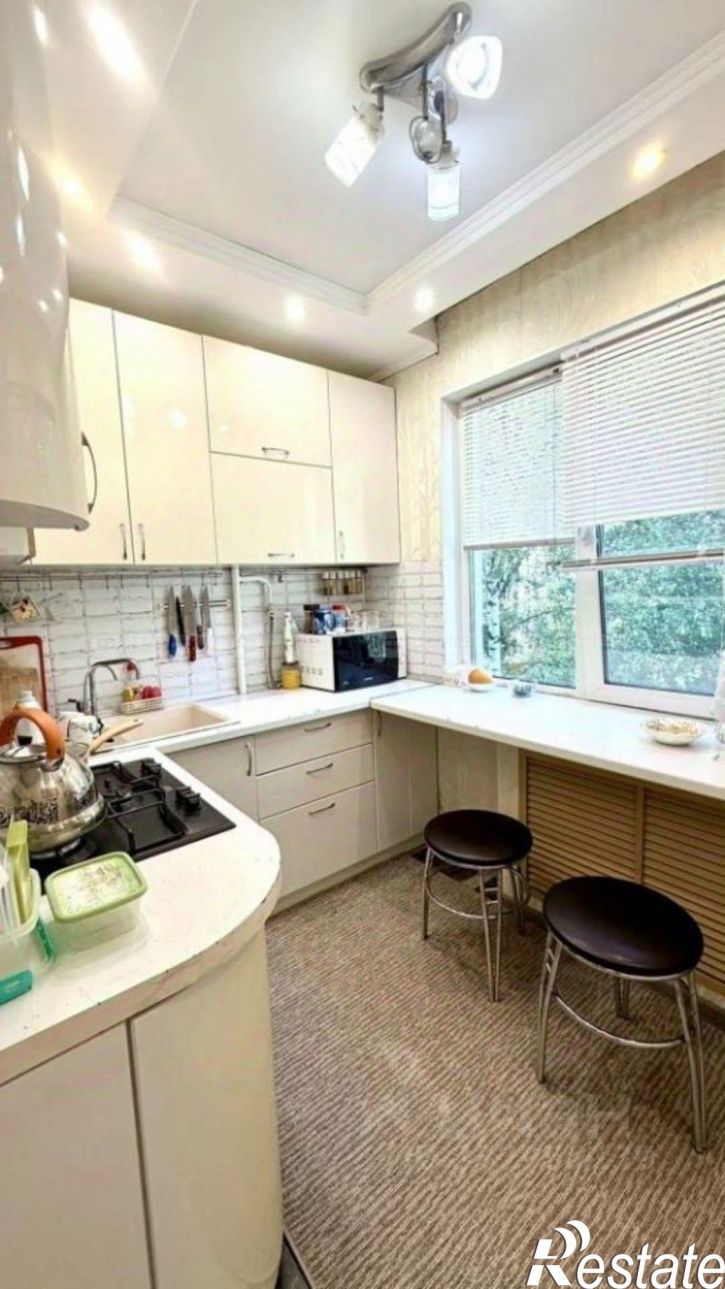 3-комн квартира ул Блюхера, 83,  д. 83