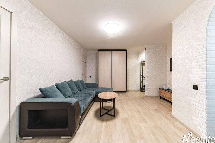 2-комн квартира ул Красной Позиции, 39,  д. 39