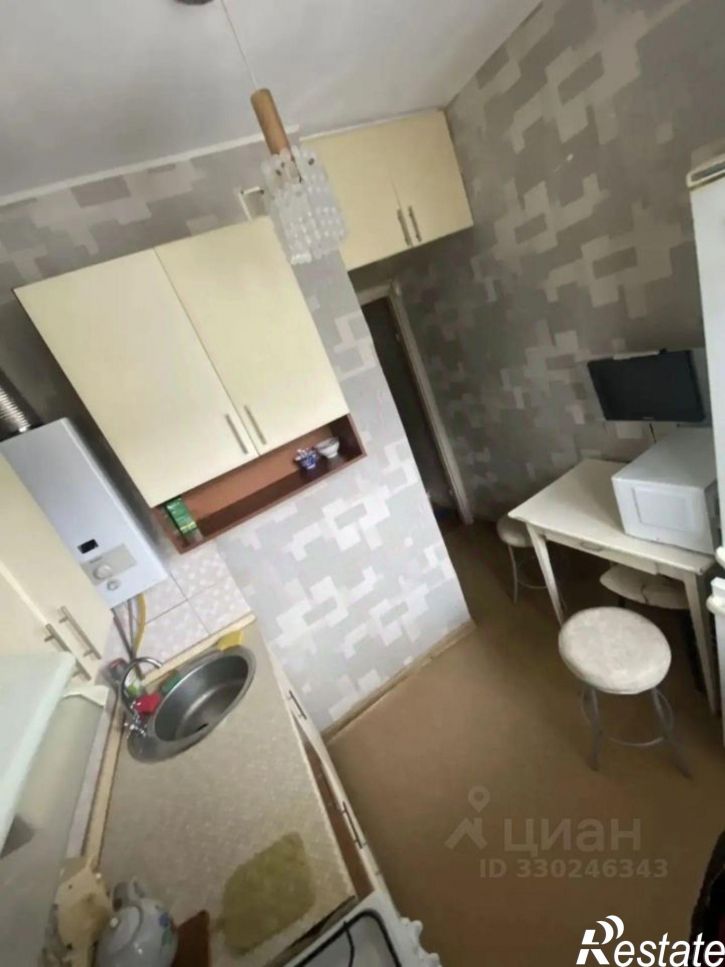 2-комн квартира ул Короленко, 11,  д. 11