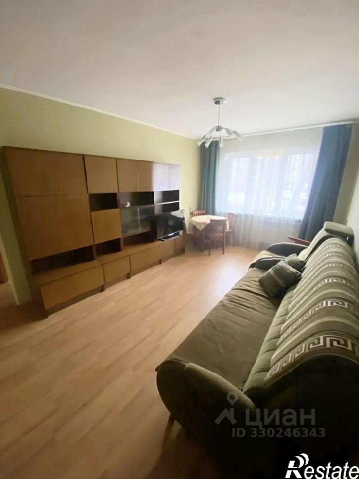 2-комн квартира ул Короленко, 11,  д. 11