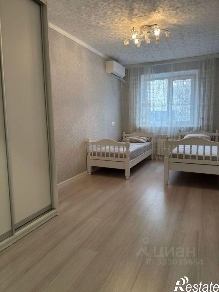 3-комн квартира ул Космонавтов, 34,  д. 34