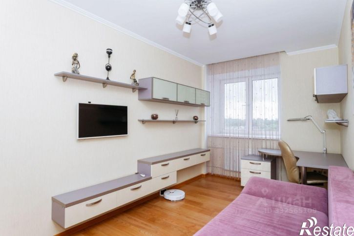 3-комн квартира ул Лазарева, 3,  д. 3