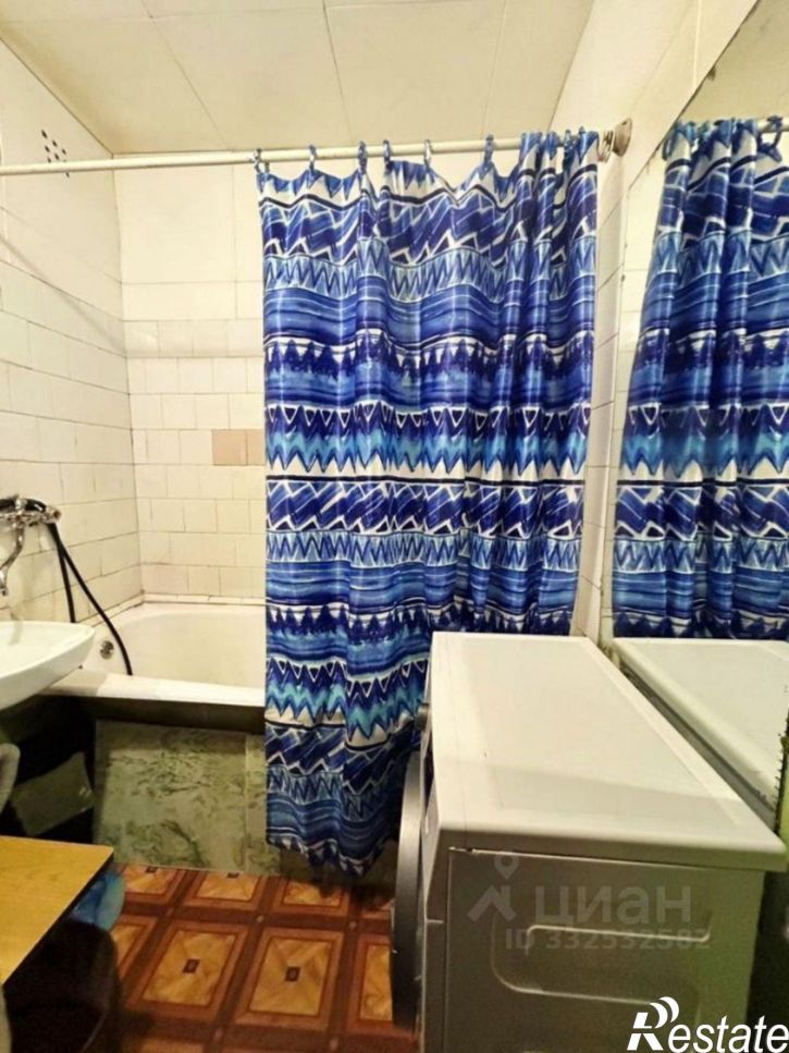 3-комн квартира ул Кутузова, 10,  д. 10