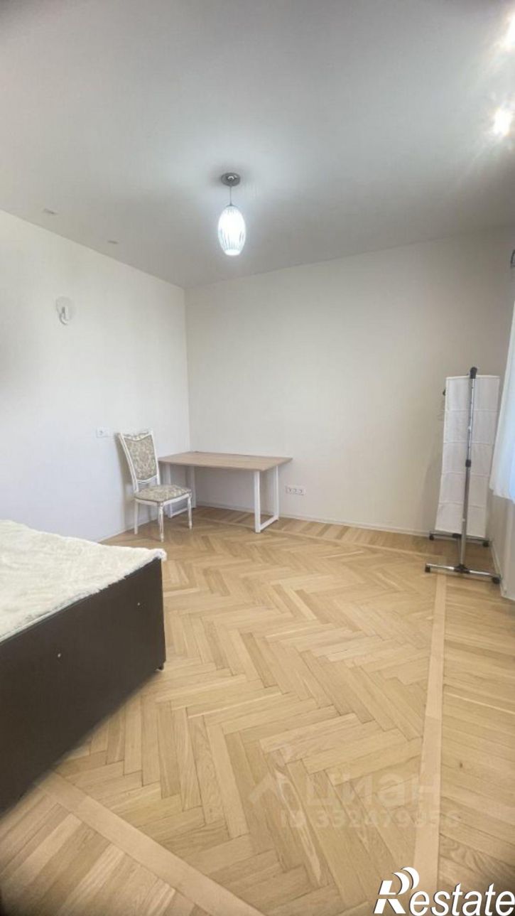 3-комн квартира ул Кремлевская, 2А/4,  д. 2А/4