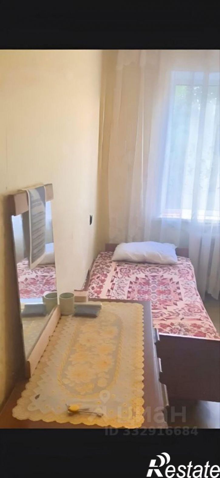 Комната ул Академика Завойского, 12,  д. 12