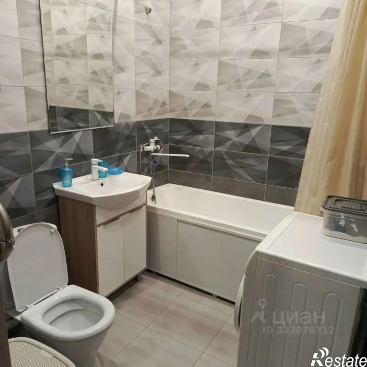 1-комн квартира ул Приволжская, 210,  д. 210