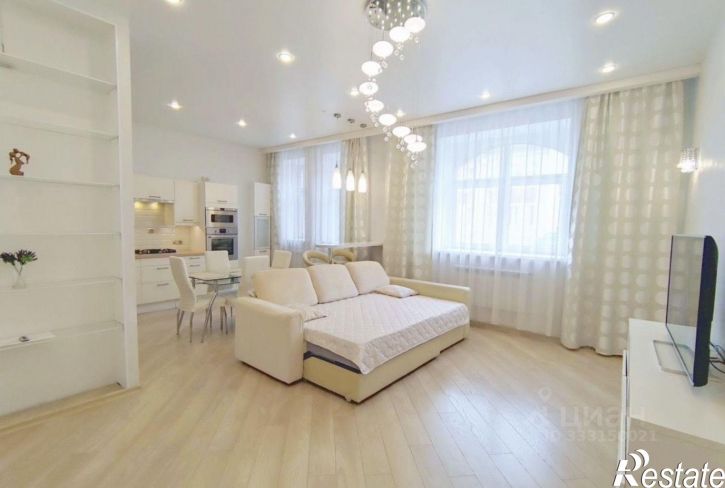 3-комн квартира ул Парижской Коммуны, 19,  д. 19