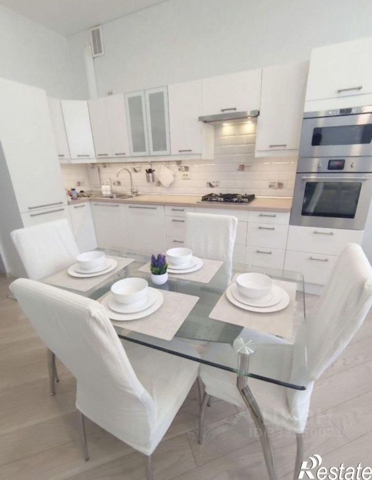 3-комн квартира ул Парижской Коммуны, 19,  д. 19