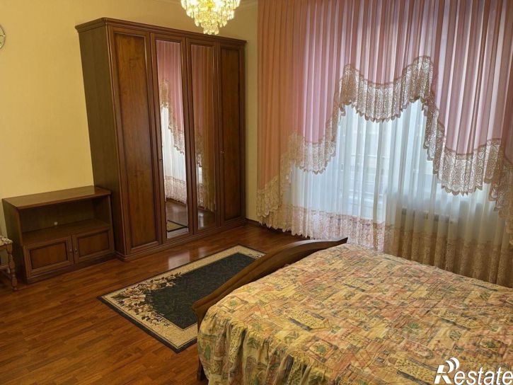 3-комн квартира ул Чистопольская, 20/12,  д. 20/12