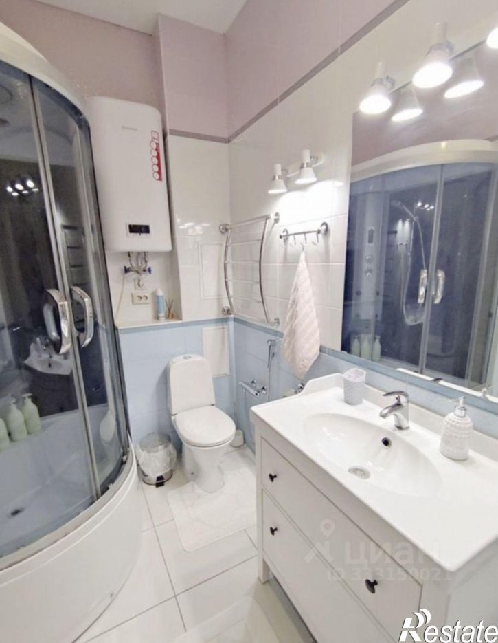 3-комн квартира ул Парижской Коммуны, 19,  д. 19