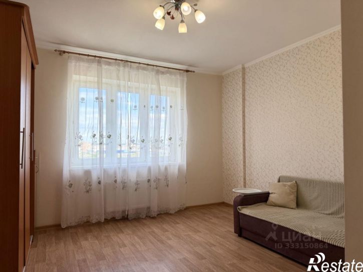 3-комн квартира пр-кт Альберта Камалеева, 34А,  д. 34А