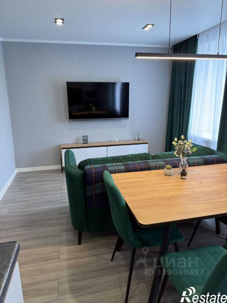 2-комн квартира ул Декабристов, 129,  д. 129