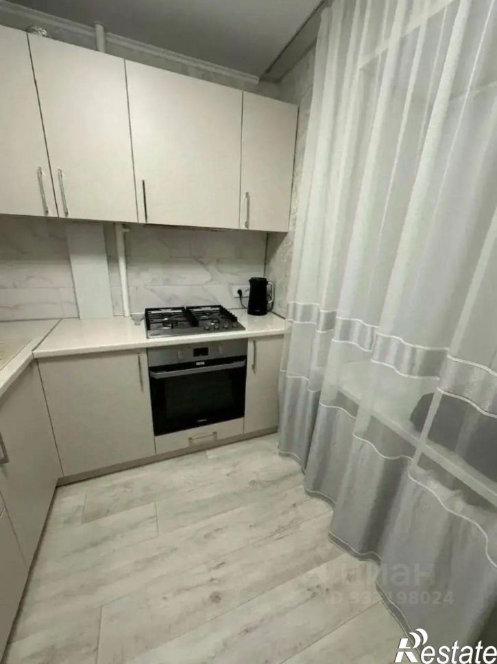 2-комн квартира ул Рихарда Зорге, 1,  д. 1