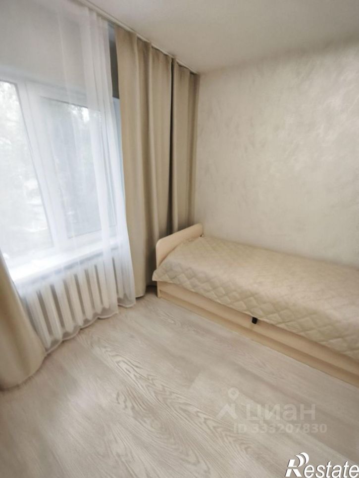 3-комн квартира ул Рихарда Зорге, 10,  д. 10