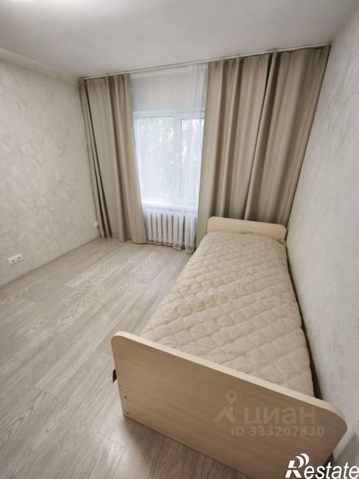 3-комн квартира ул Рихарда Зорге, 10,  д. 10