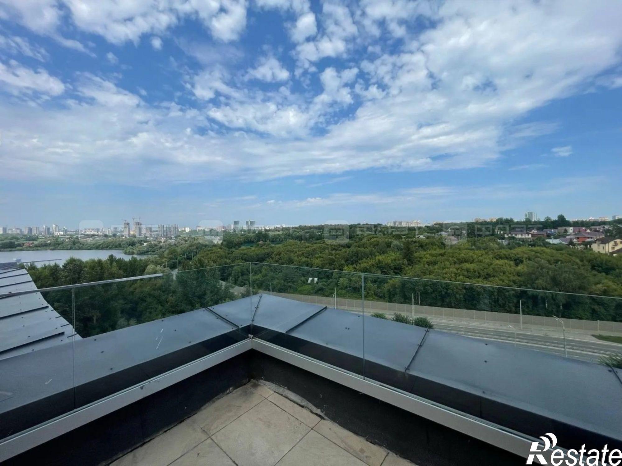Купить студию за 10 800 000 рублей на ул. Ярдем, дом 3