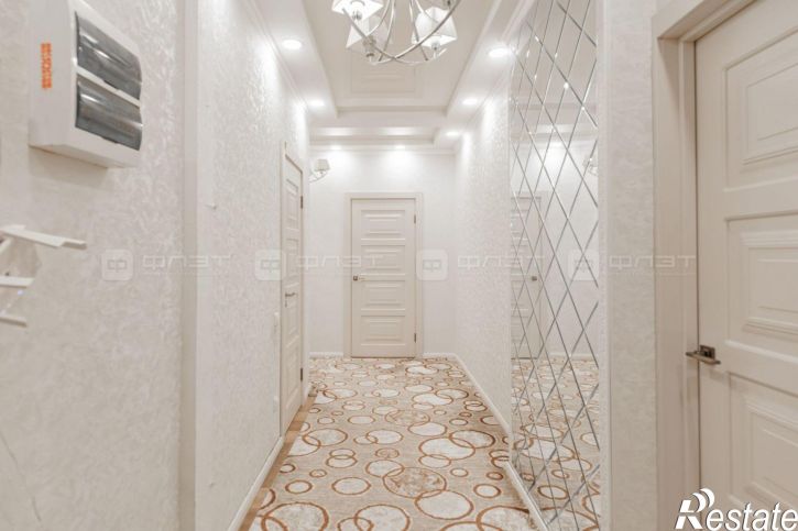 3-комн квартира ул. Юлиуса Фучика, дом 88