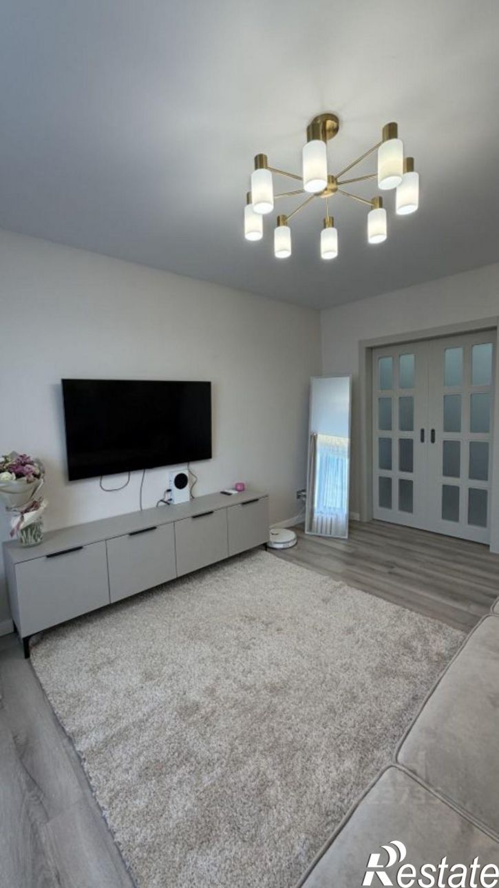 3-комн квартира ул Адоратского, 31,  д. 31
