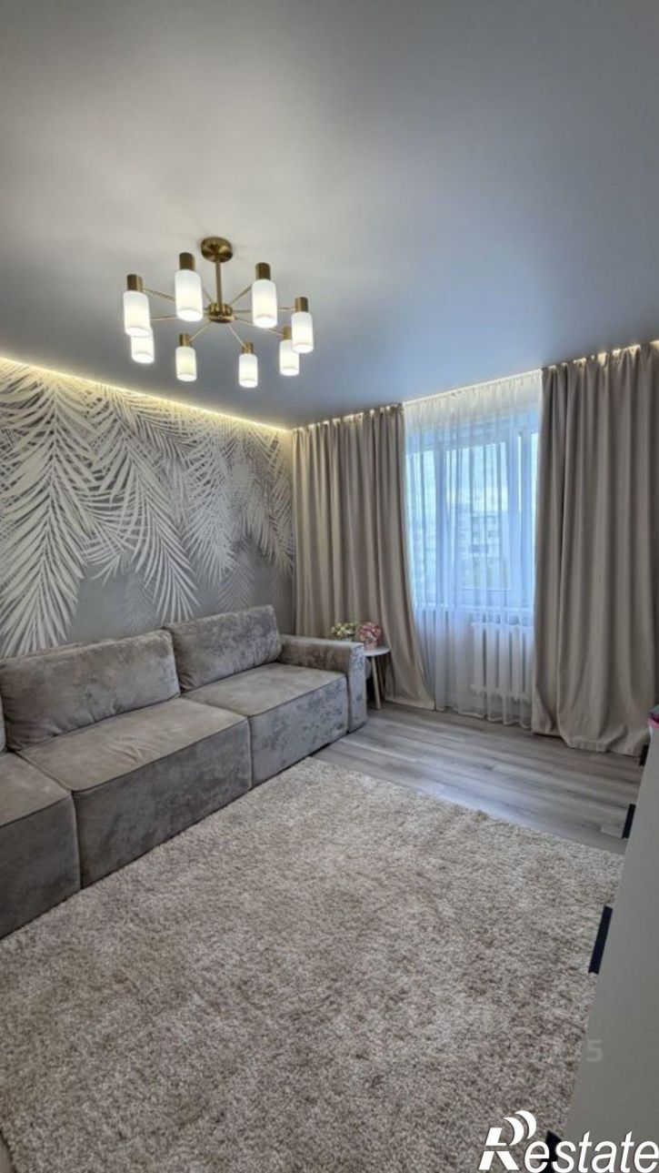 3-комн квартира ул Адоратского, 31,  д. 31