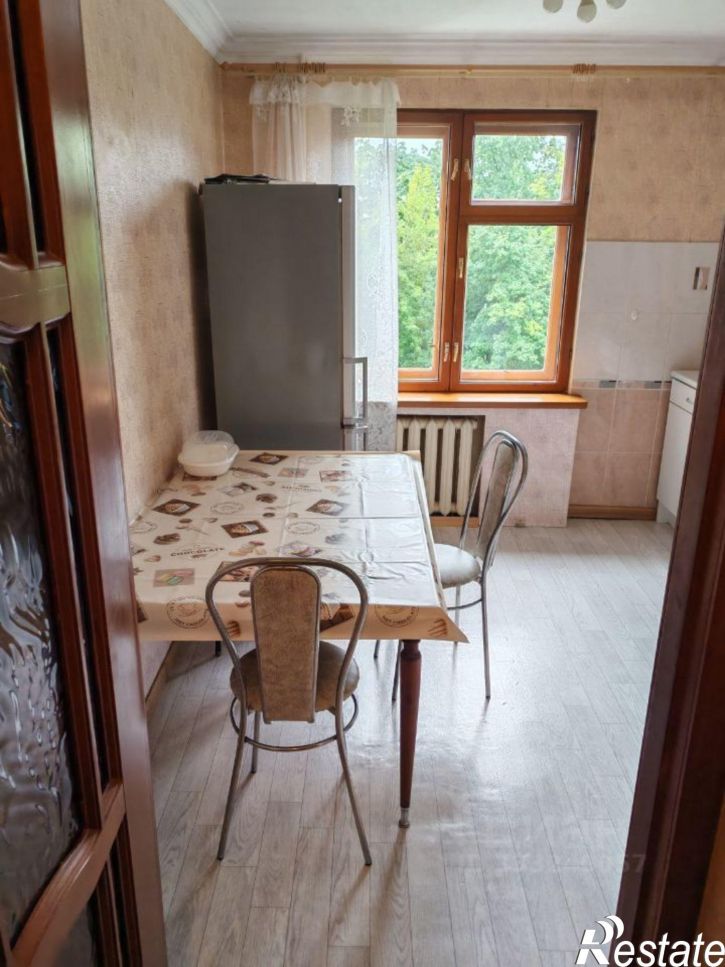 2-комн квартира ул Академика Парина, 4,  д. 4